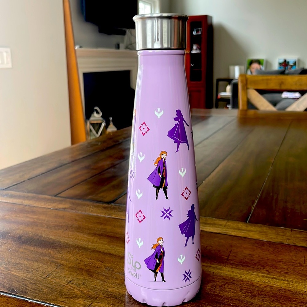 Anna water bottle